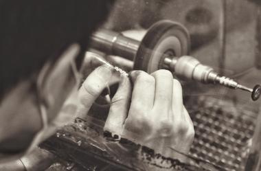 Ονειροκρίτης γυάλισμα - γυαλίζω