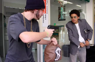 Ονειροκρίτης ληστής - ληστεία