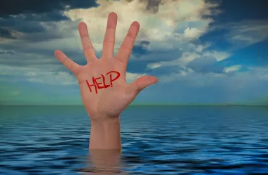 Ονειροκρίτης πνιγμός (πνιγμένος - πνίγομαι)