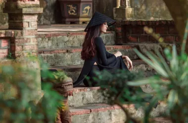 Ονειροκρίτης Μαυροφορεμένη Γυναίκα – Ερμηνείες & Συμβολισμοί