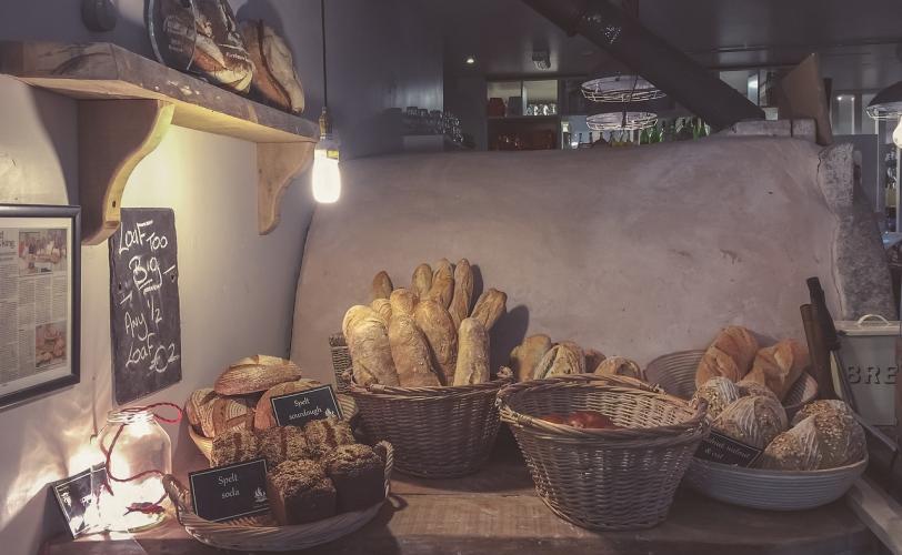 Ονειροκρίτης αρτοποιείο - φούρνος