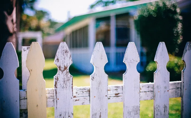 Ονειροκρίτης γείτονας γειτόνισσα