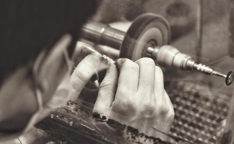 Ονειροκρίτης γυάλισμα - γυαλίζω