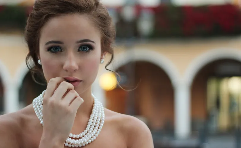 Ονειροκρίτης κολιέ