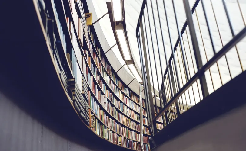 Ονειροκρίτης πανεπιστήμιο