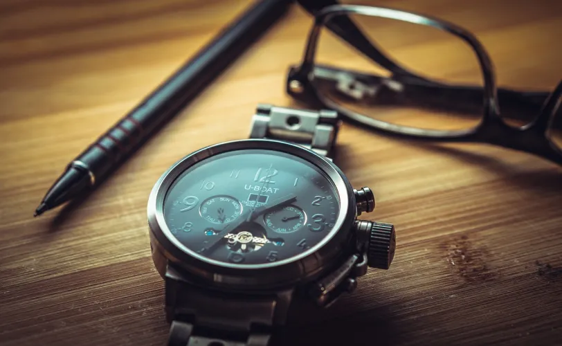 Ονειροκρίτης ρολόι - χρονογράφος