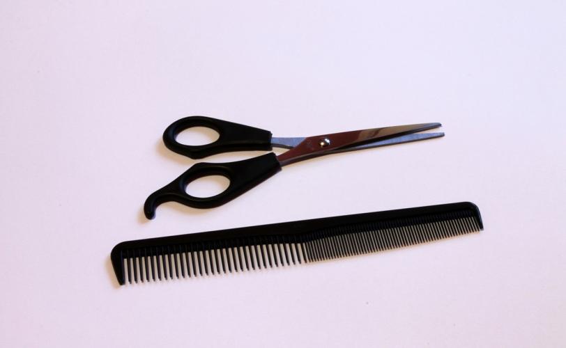 Ονειροκρίτης χτένα - βούρτσα (χτένισμα)